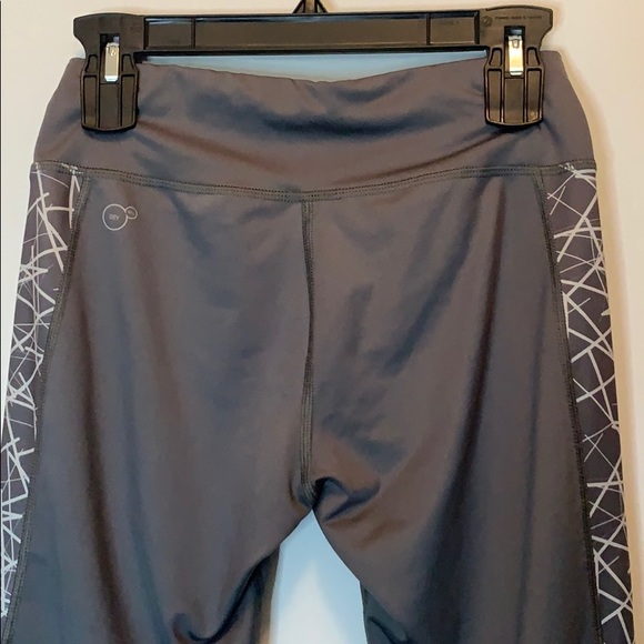 Puma Capri size Small - Picture 4 of 6